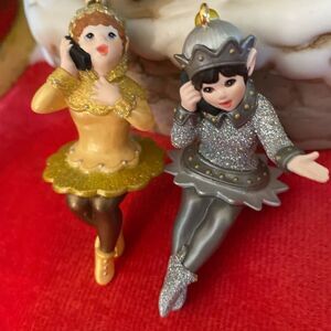 Hallmark Friendly Elves 2001 Set Of Two Ornaments